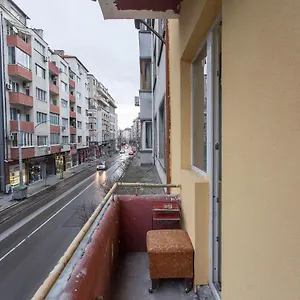  Appartamento Elegant 2bdr With A Balcony