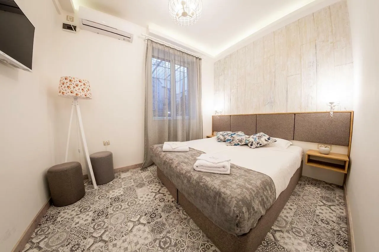 Sofia Pearl Life Apartment - No Window Apartment 0*,