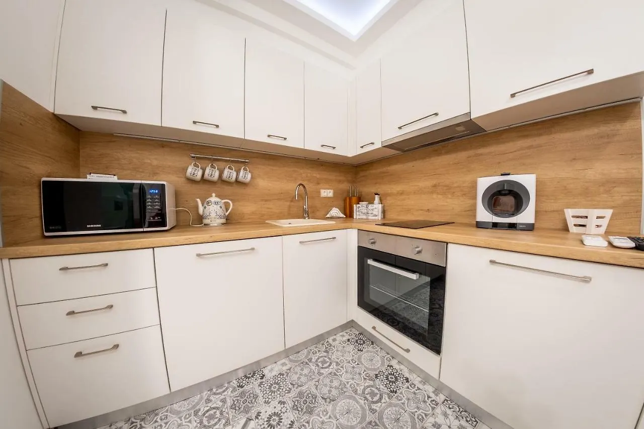 Sofia Pearl Life Apartment - No Window Apartment 0*,